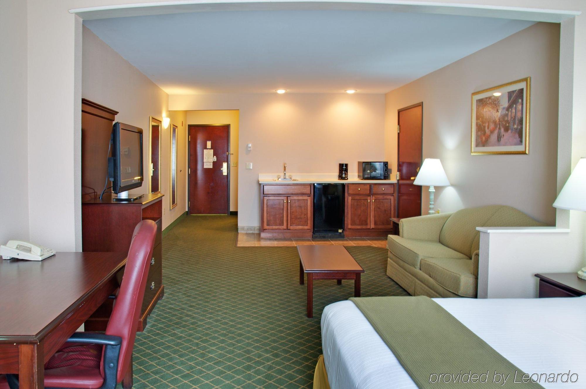 Holiday Inn Express Hotel & Suites Livingston Exterior foto